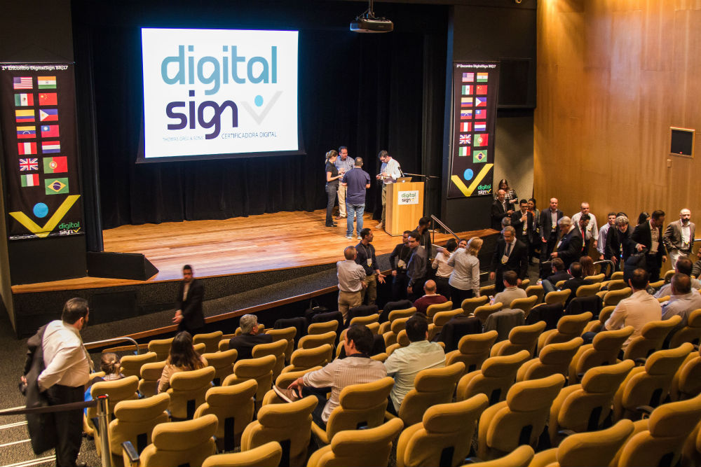 AC DigitalSign - Realiza 1º encontro das Autoridades de Registro